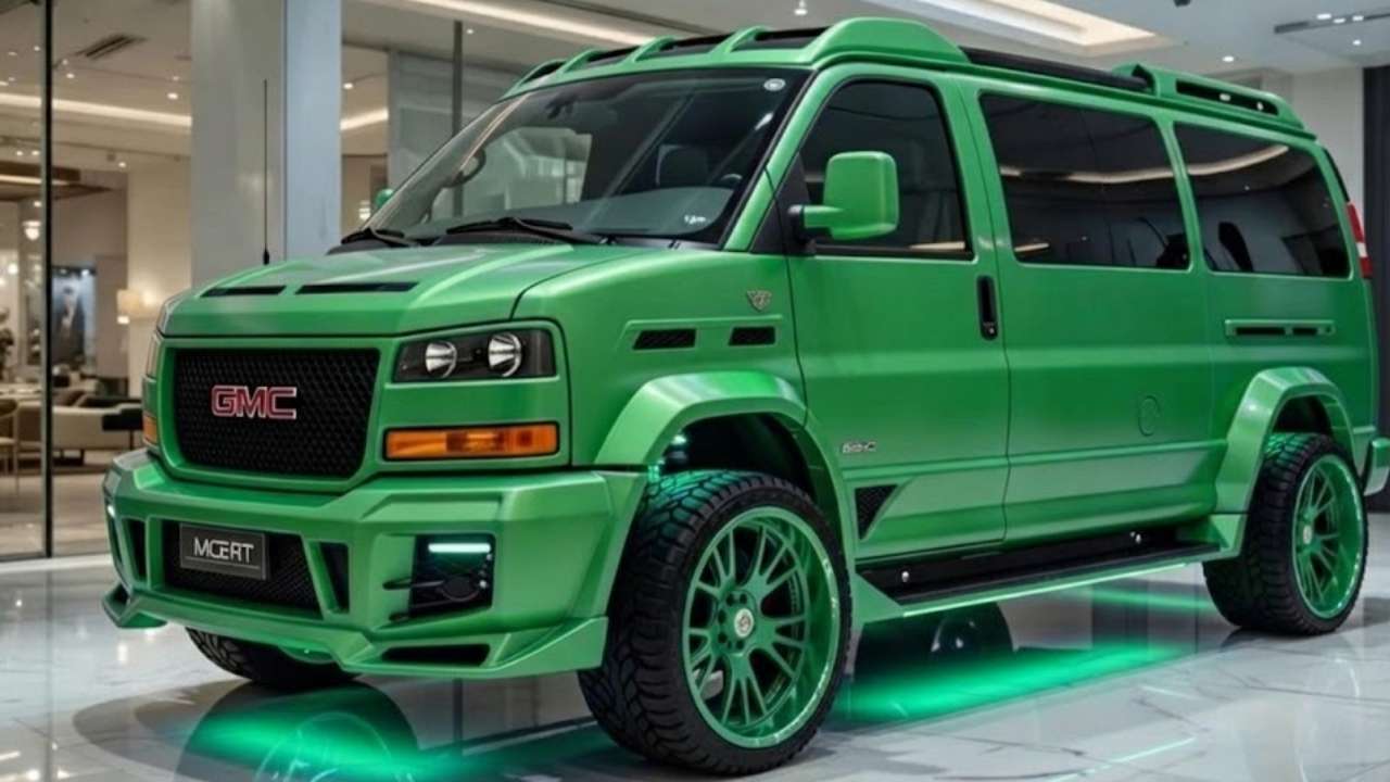 2026 GMC Savana Explorer Van